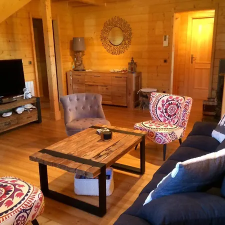 Chalet La Marmotte Les Deserts (Savoie)