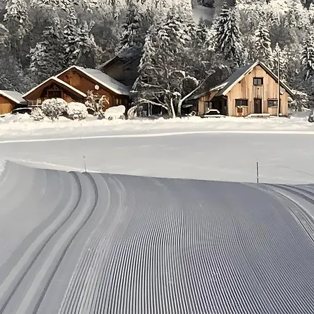 Chalet La Marmotte Les Deserts (Savoie)